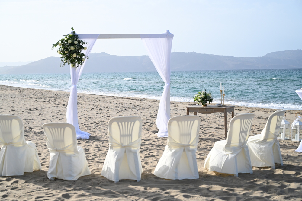 Anna und Robert - Trauung am Strand Kreta